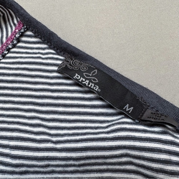 PRANA Faith gray white pinstriped fit n flare dress, M. - Picture 4 of 4